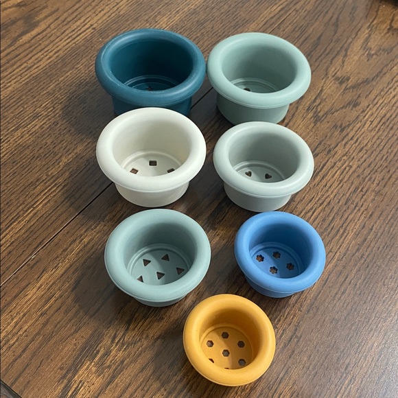 “5/$20” little baby bundle! - Picture 6 of 10